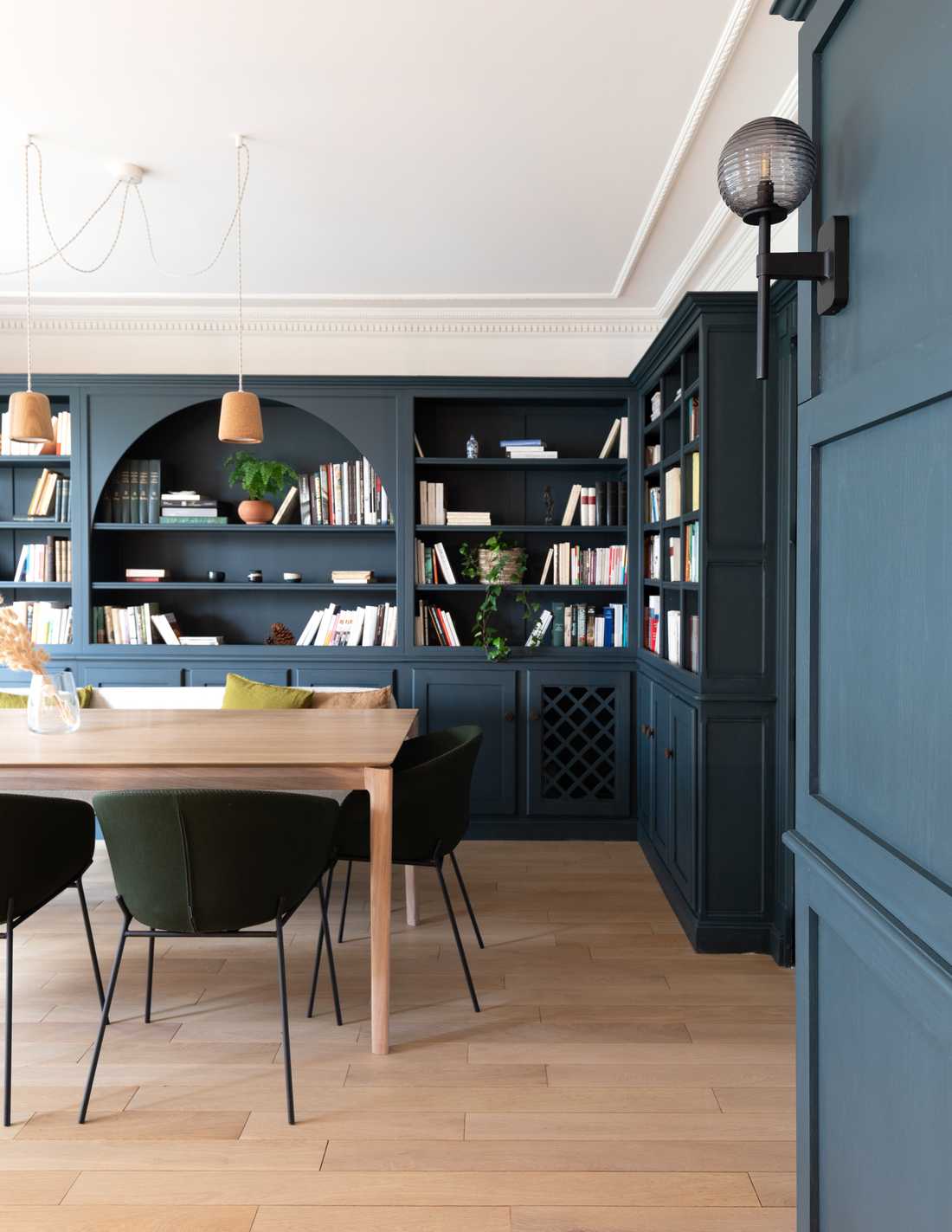 Relooking déco de la salle à manger d'un appartement à Strasbourg