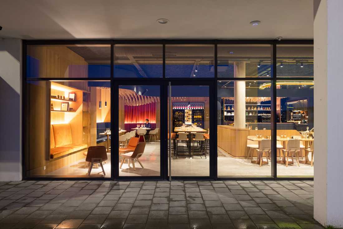 Design interieur d'un restaurant gastronomique