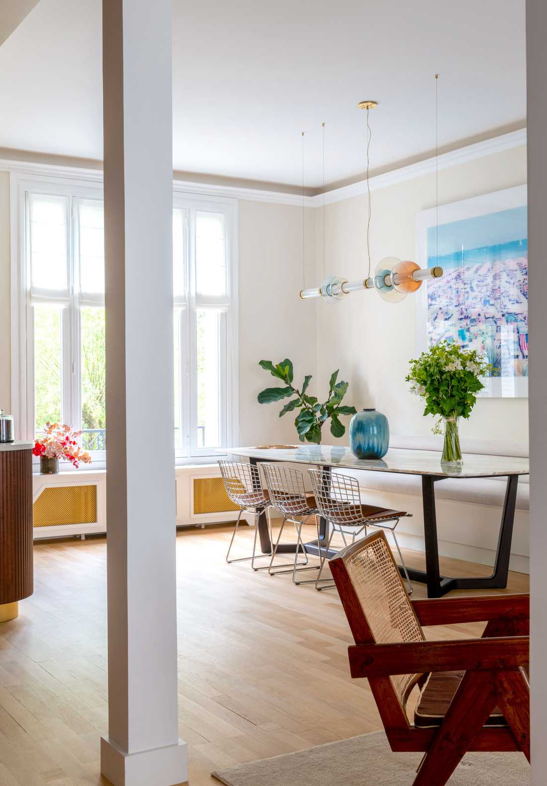Salle à manger d'une maison à Strasbourg rénovée par un décorateur d'intérieur