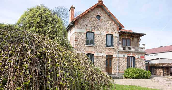 Meulière house renovated by an architect in Ile-de-France