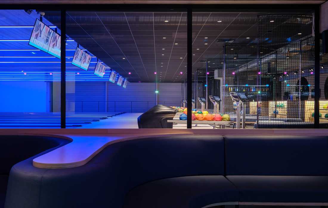 Décoration d'intérieur d'un bowling