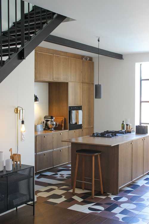 Contemporary solid wood kitchen by an interior designer in Strasbourg