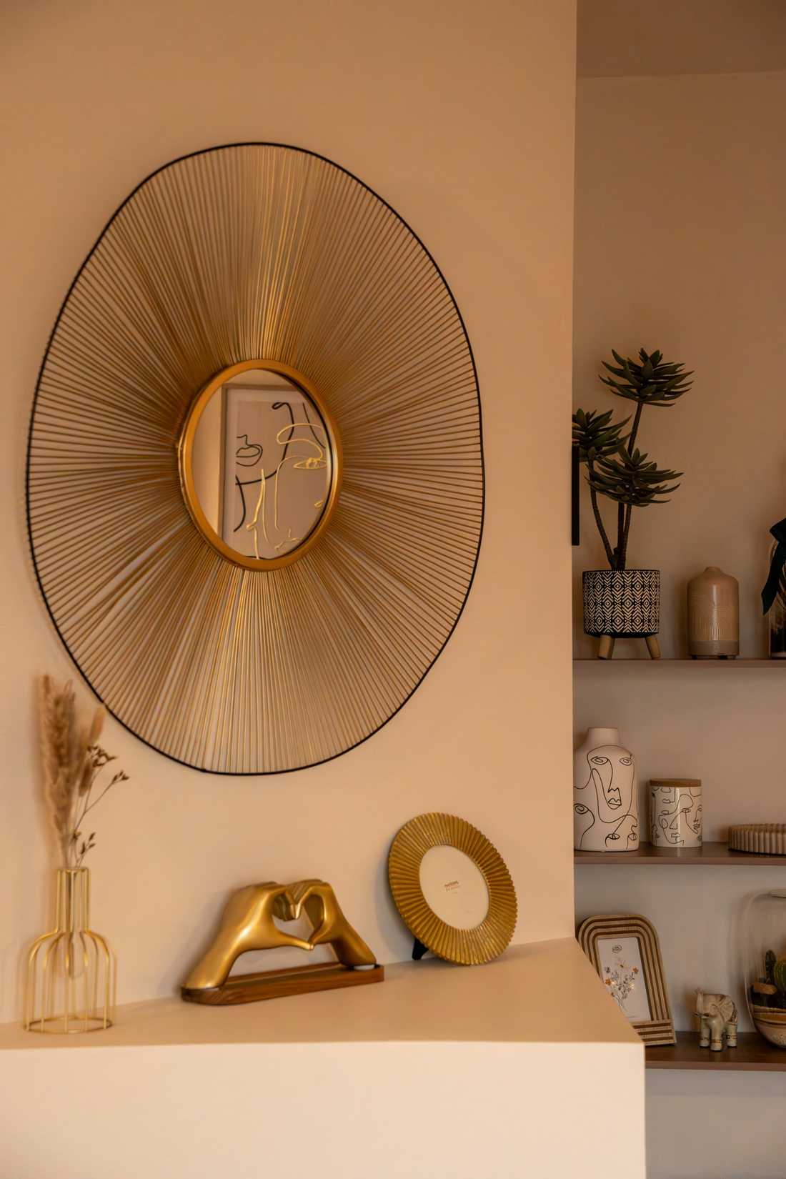 Détail de la décoration d'un appartement chaleureux à Erstein